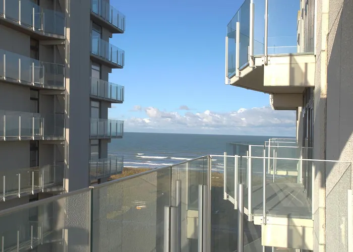 Apartment Nptunus Midden A0606 De Panne